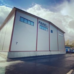 Laatoittajantie Padel-halli